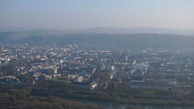 Trier von der Mariensäule mit Dunst